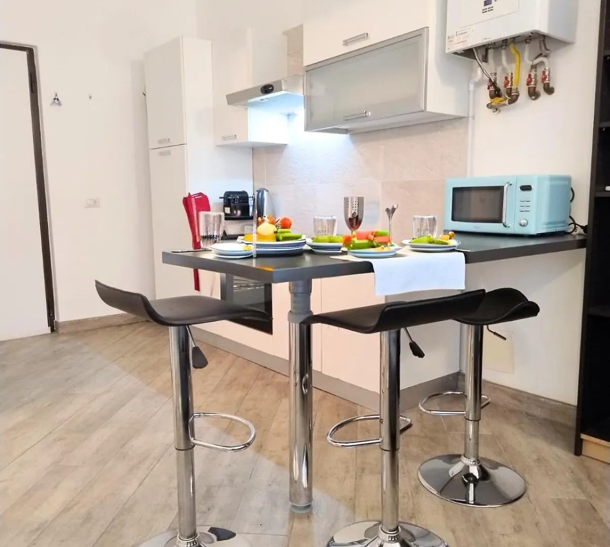 Hbhall Porta Romana Apartment Milan 0*,  Italy